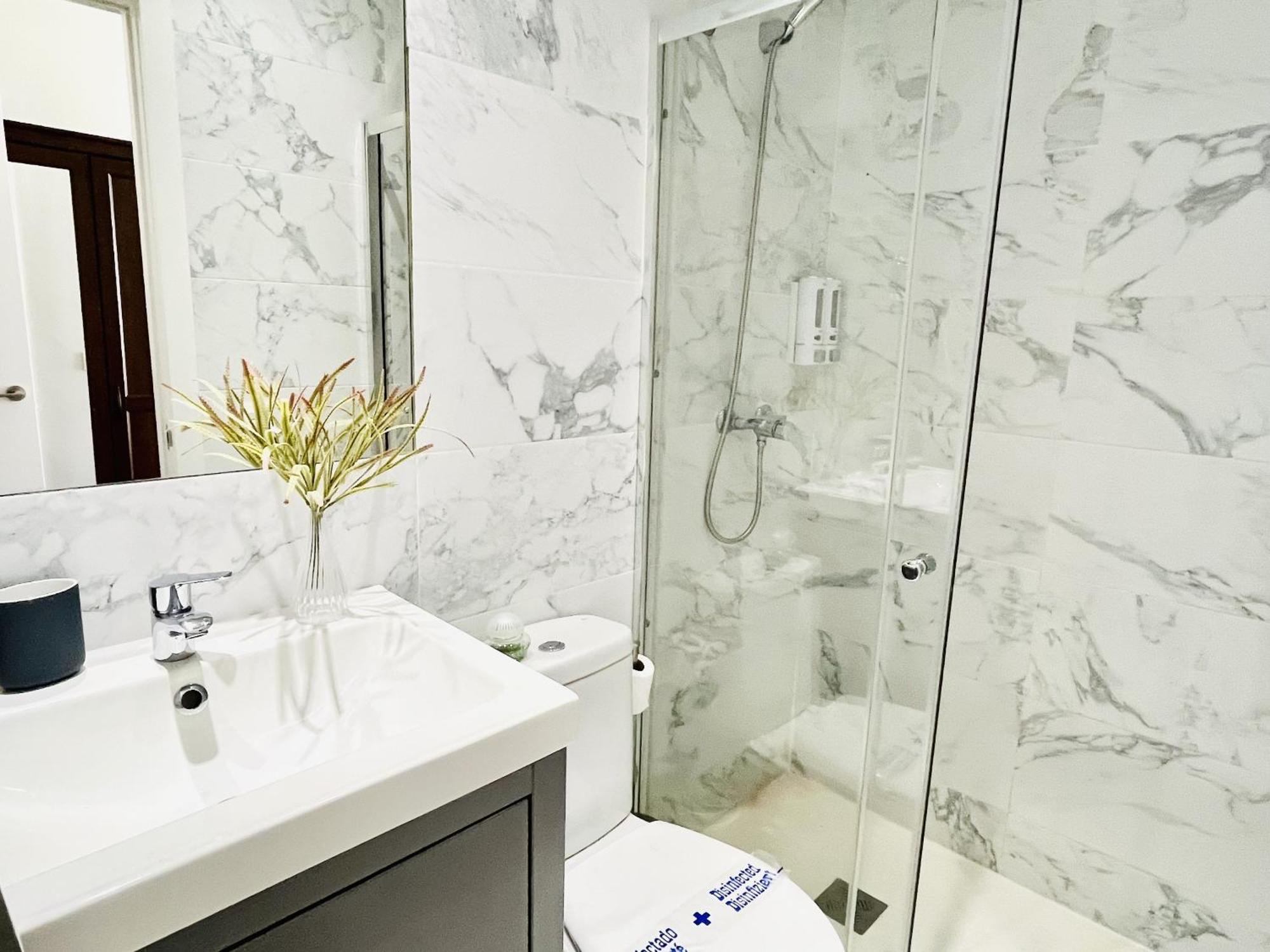 מדריד Dplace To Be - Luxury Apartment In Historic Center חדר תמונה