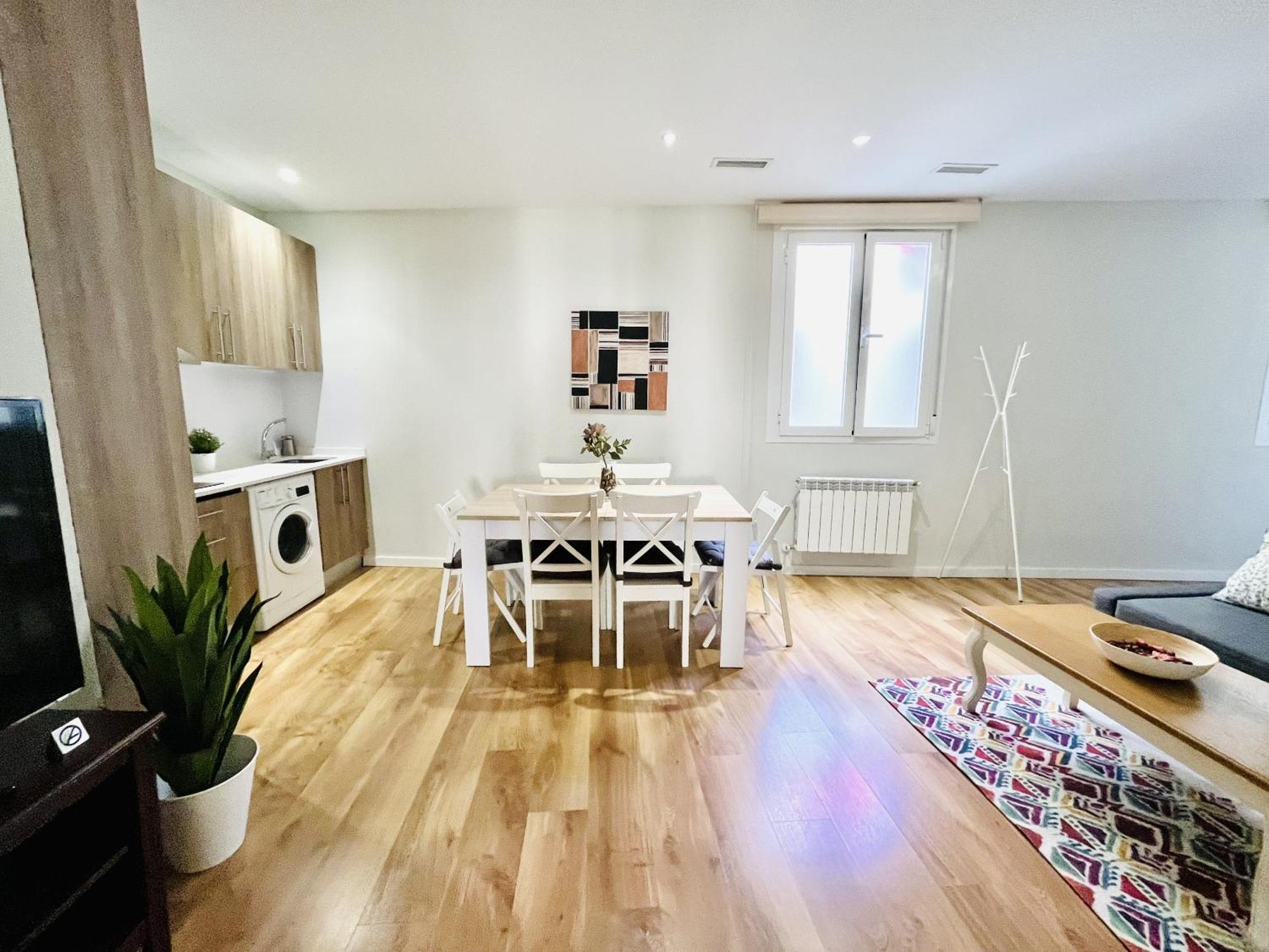 מדריד Dplace To Be - Luxury Apartment In Historic Center חדר תמונה