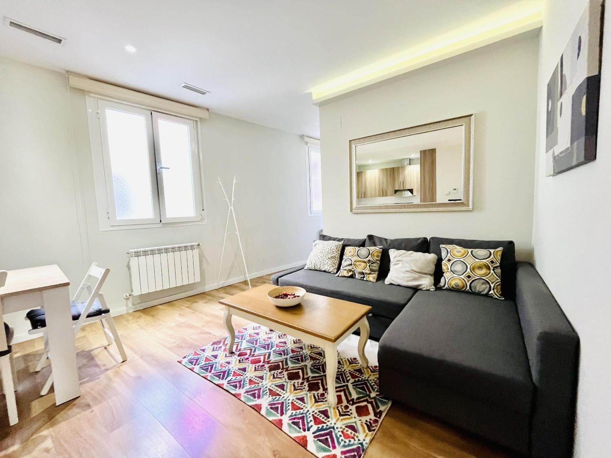 מדריד Dplace To Be - Luxury Apartment In Historic Center חדר תמונה