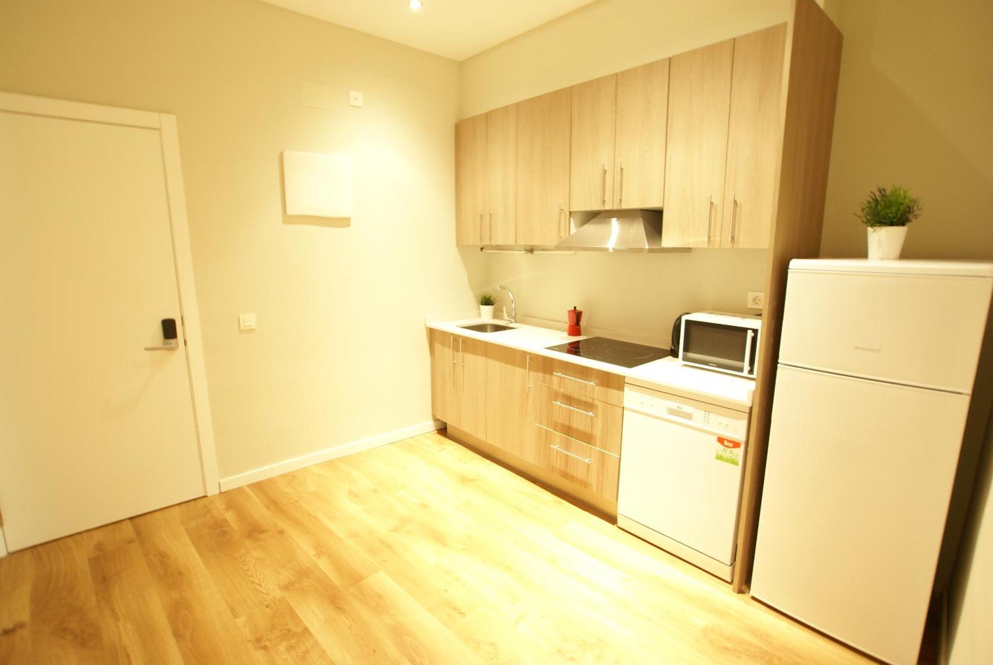 מדריד Dplace To Be - Luxury Apartment In Historic Center חדר תמונה